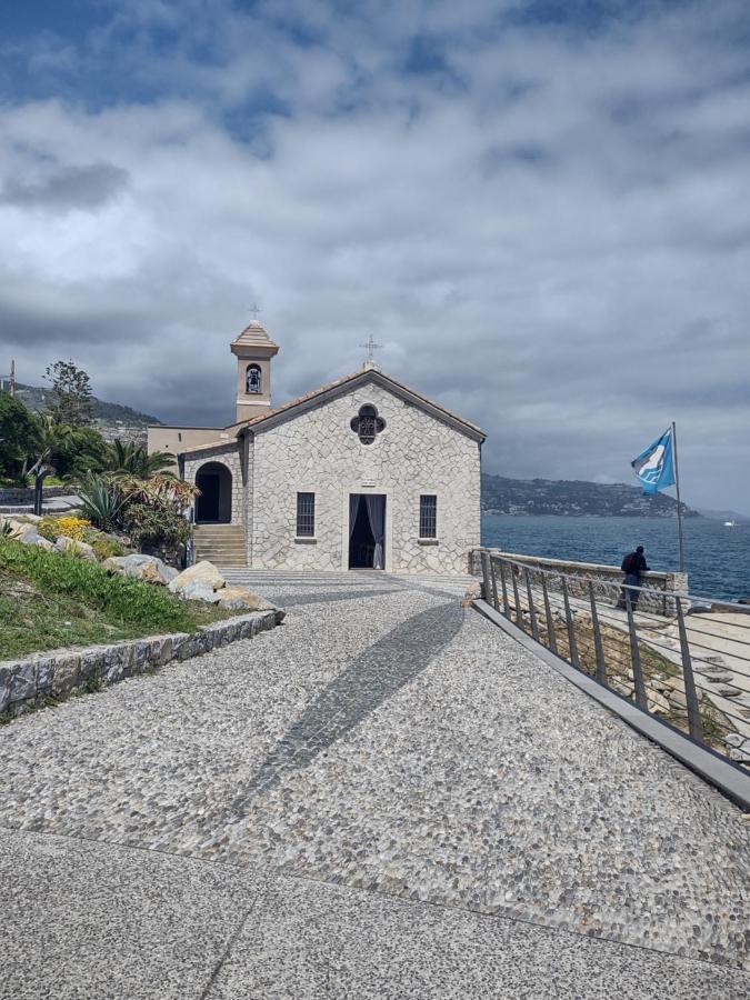 Bungalow Sixdays 2 Camporosso  Exterior foto